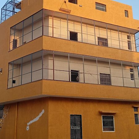 Shri Janki Vatika Hotel Vrindāvan Buitenkant foto
