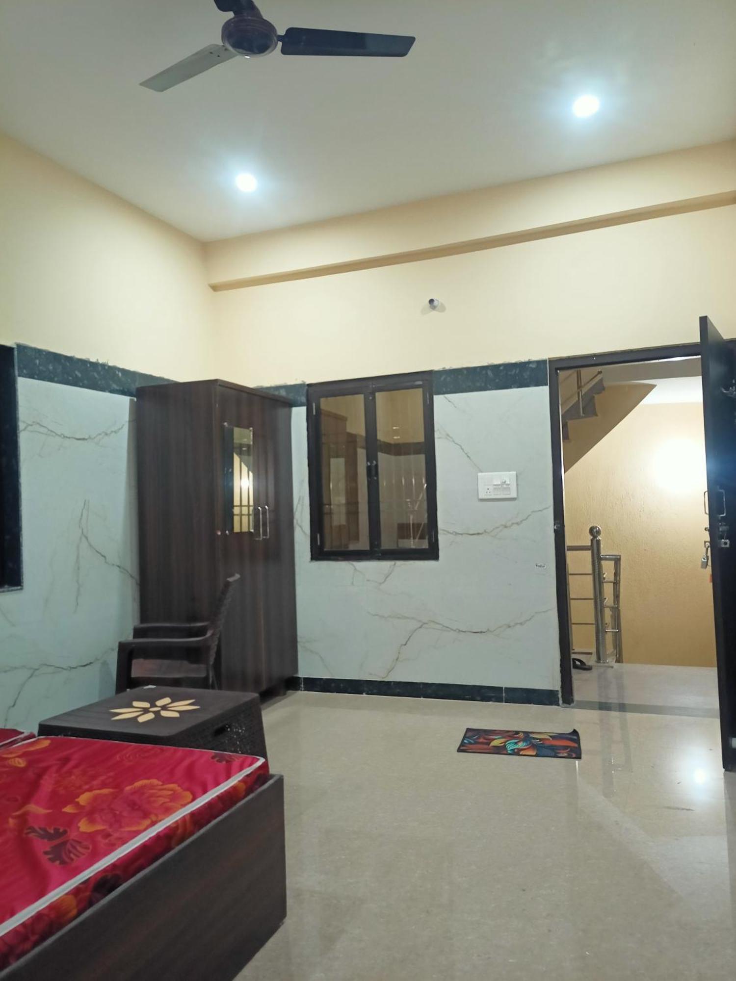 Shri Janki Vatika Hotel Vrindāvan Buitenkant foto
